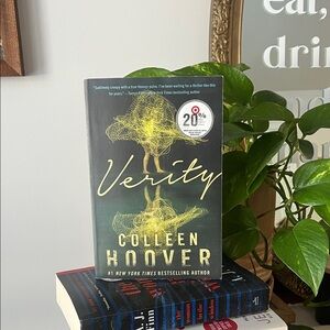 'Verity' Book